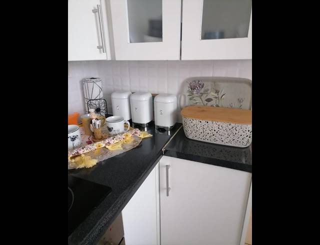 2 BEDROOM HOUSE FOR SALE IN MARIMBA GARDENS EXT 9